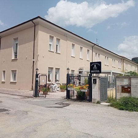 Hotel Porta Rivera LʼAquila المظهر الخارجي الصورة