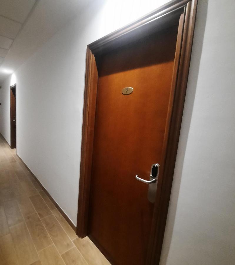 Hotel Porta Rivera LʼAquila المظهر الخارجي الصورة