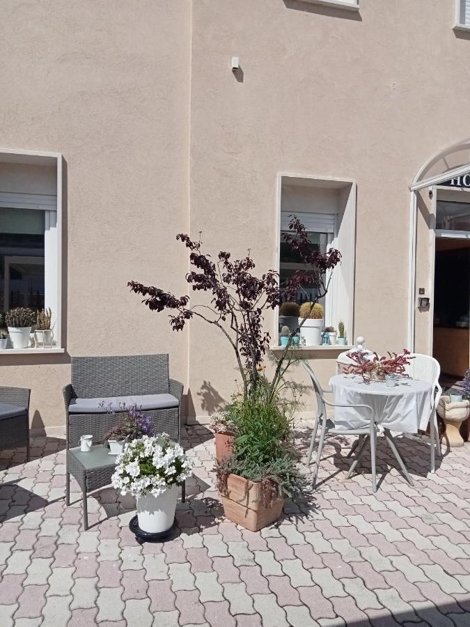 Hotel Porta Rivera LʼAquila المظهر الخارجي الصورة